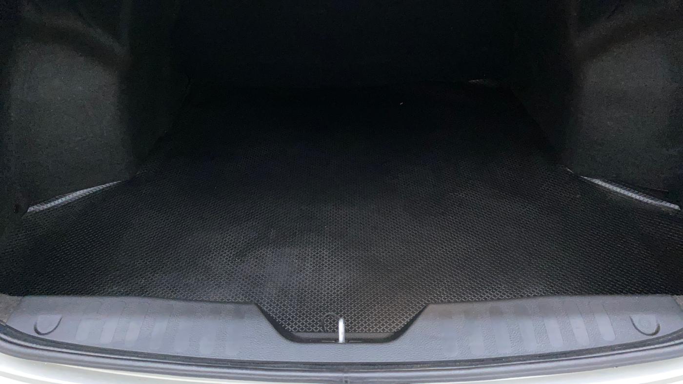 2017 Maruti Ciaz S 1.4 MT PETROL, Petrol, Manual, 89,757 km, Boot Inside