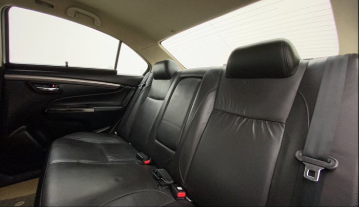 2017 Maruti Ciaz S 1.4 MT PETROL, Petrol, Manual, 89,757 km, Right Side Rear Door Cabin