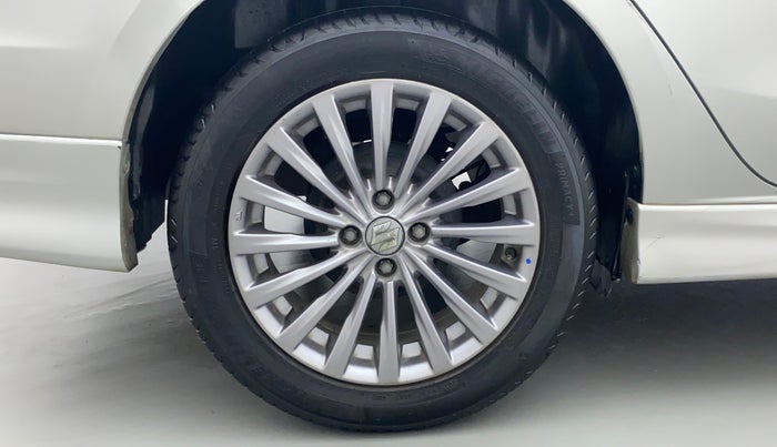 2017 Maruti Ciaz S 1.4 MT PETROL, Petrol, Manual, 89,757 km, Right Rear Wheel