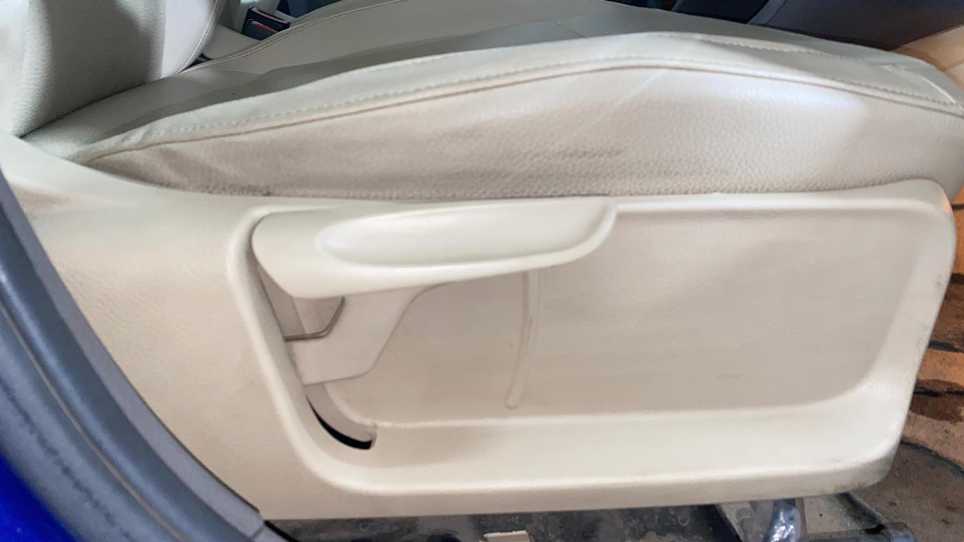 2020 Volkswagen Vento HIGHLINE 1.0L TSI, Petrol, Manual, 24,732 km, Driver Side Adjustment Panel