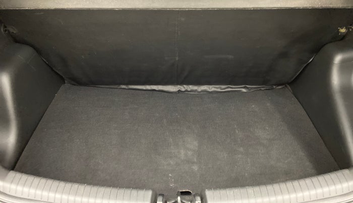 2019 Hyundai Grand i10 SPORTZ 1.2 KAPPA VTVT, Petrol, Manual, 17,006 km, Boot Inside