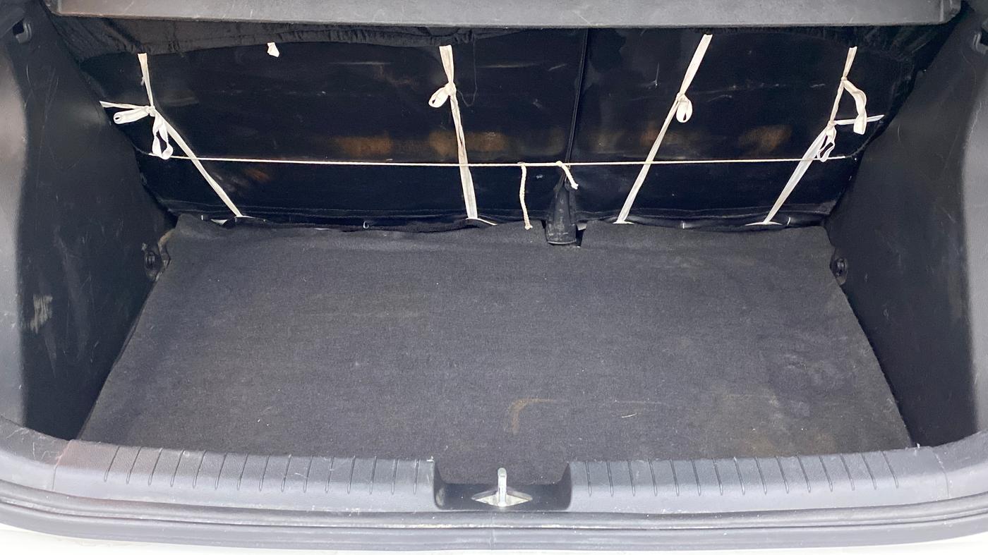 2015 Hyundai Elite i20 ASTA 1.4 CRDI, Diesel, Manual, 97,023 km, Boot Inside