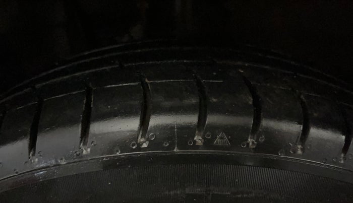 2019 Datsun Go T, Petrol, Manual, 72,611 km, Left Front Tyre Tread