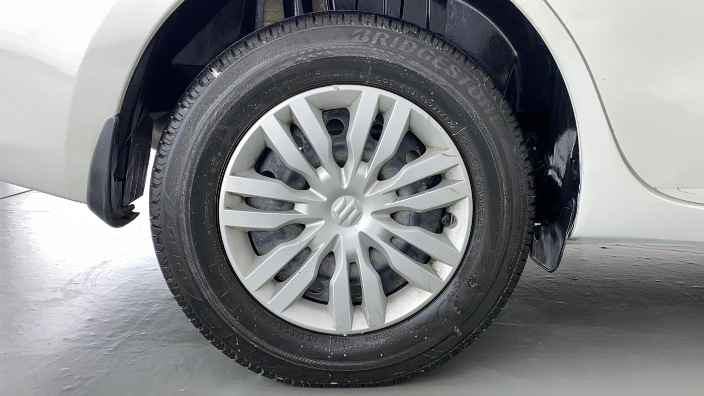 2017 Maruti Dzire VXI, Petrol, Manual, 26,949 km, Right Rear Wheel