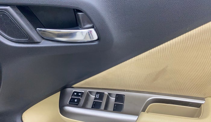 2015 Honda City 1.5L I-VTEC V MT, Petrol, Manual, 88,564 km, Driver Side Door Panels Control