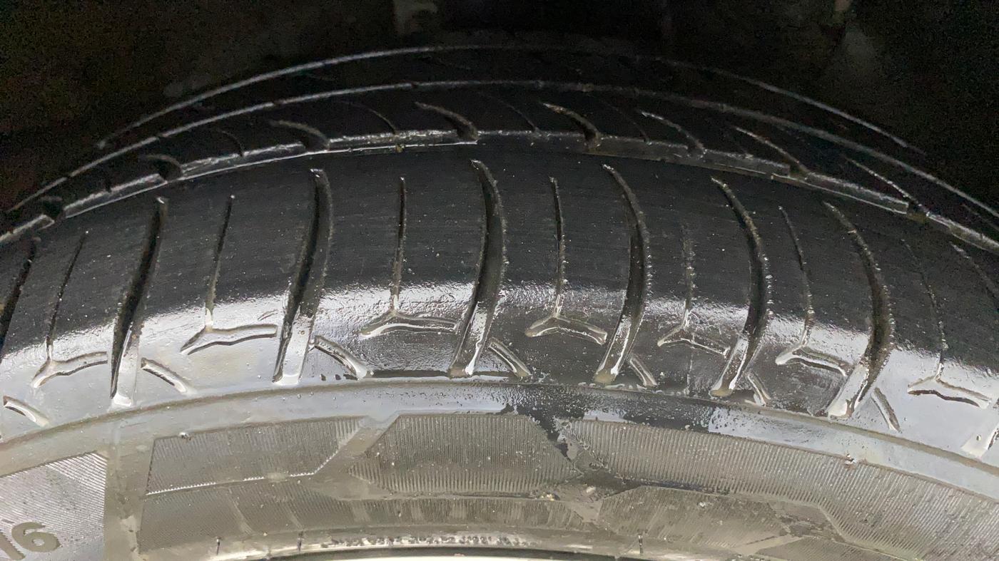 2018 Hyundai Verna 1.6 VTVT SX, Petrol, Manual, 84,748 km, Right Front Tyre Tread