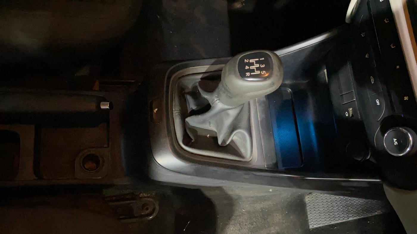 2022 Tata ALTROZ XM PLUS PETROL, Petrol, Manual, 83,213 km, Gear Lever
