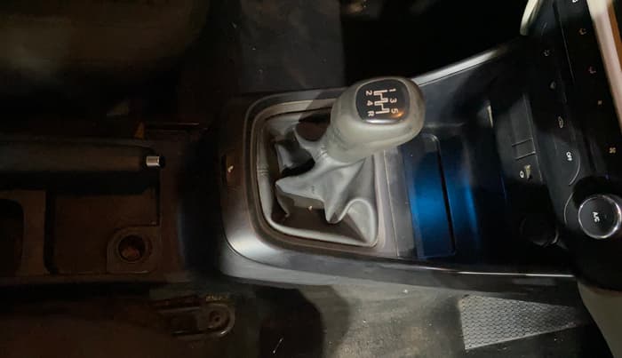 2023 Tata ALTROZ XM PLUS PETROL, Petrol, Manual, 83,213 km, Gear Lever