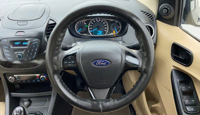 2017 Ford Figo Aspire 1.2 TITANIUM PETROL, Petrol, Manual, 30,118 km, Steering Wheel Close Up