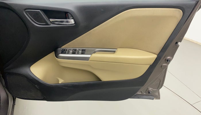 2014 Honda City 1.5L I-VTEC V MT, Petrol, Manual, 95,225 km, Driver Side Door Panels Control