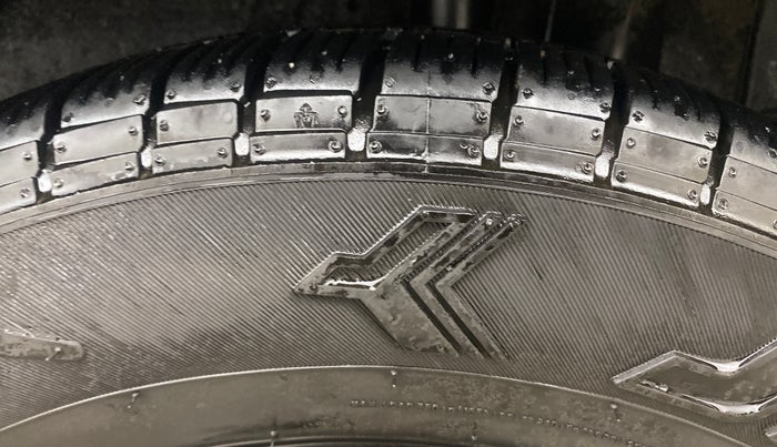 2022 KIA SONET HTX ANNIVERSARY EDITION 1.0 IMT, Petrol, Manual, 90,462 km, Left Rear Tyre Tread