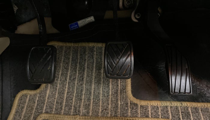 2021 Maruti Ciaz ZETA 1.5 SHVS MT PETROL, Petrol, Manual, 42,051 km, Pedals