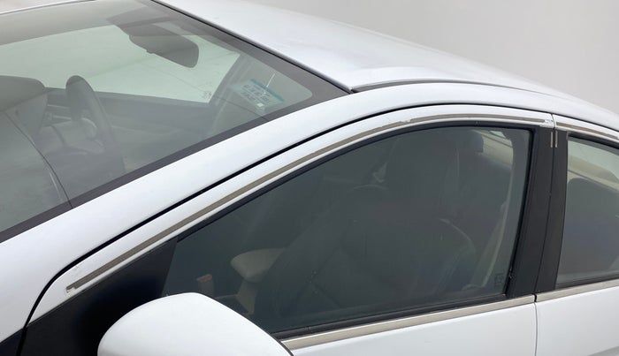 2021 Maruti Ciaz ZETA 1.5 SHVS MT PETROL, Petrol, Manual, 42,051 km, Front passenger door - Door visor damaged