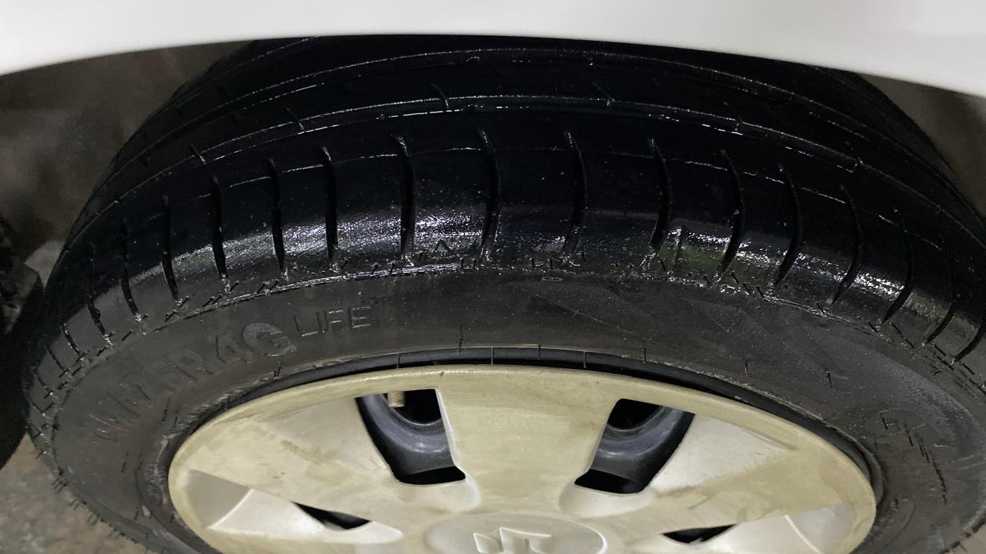 2018 Maruti Alto K10 VXI (O) AMT, Petrol, Automatic, 95,256 km, Right Front Tyre Tread