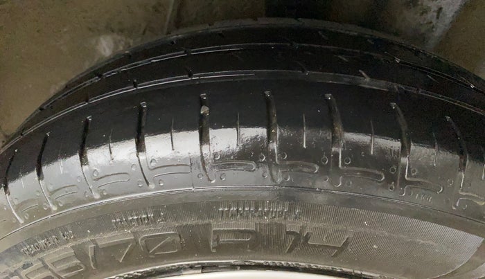 2020 Hyundai AURA S 1.2, Petrol, Manual, 52,404 km, Left Rear Tyre Tread