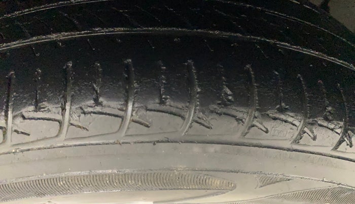 2016 Tata Tiago XT PETROL, Petrol, Manual, 46,127 km, Left Front Tyre Tread