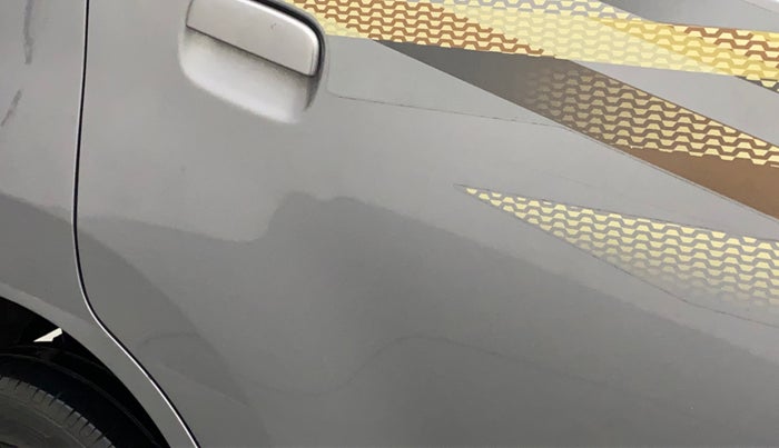 2015 Maruti Wagon R 1.0 LXI CNG, CNG, Manual, 59,722 km, Right rear door - Minor scratches