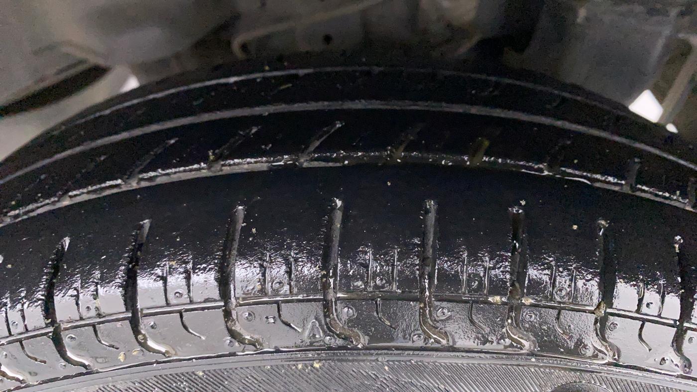 2015 Hyundai Eon ERA PLUS, Petrol, Manual, 20,091 km, Left Rear Tyre Tread