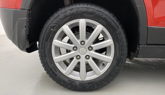 2016 Maruti Vitara Brezza LDI OPT, Diesel, Manual, 30,501 km, Right Rear Wheel