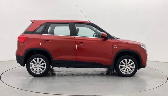 2016 Maruti Vitara Brezza LDI OPT, Diesel, Manual, 30,501 km, Right Side