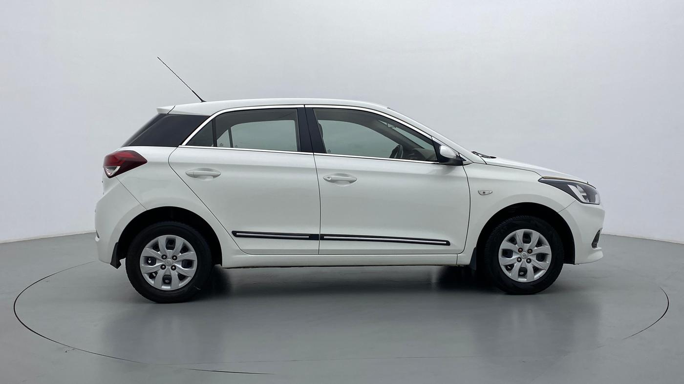 2015 Hyundai Elite i20 MAGNA 1.2, Petrol, Manual, 61,799 km, Right Side View