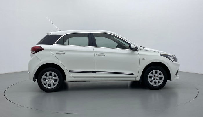 2015 Hyundai Elite i20 MAGNA 1.2, Petrol, Manual, 61,799 km, Right Side View