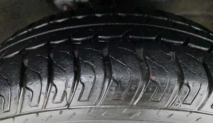 2018 Maruti Wagon R 1.0 VXI, Petrol, Manual, 16,634 km, Right Front Tyre Tread
