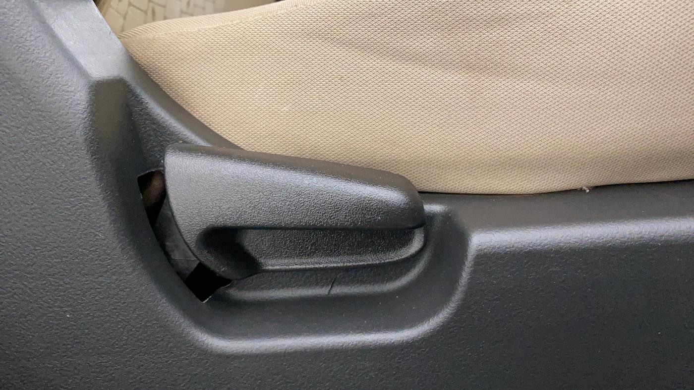 2018 Maruti Wagon R 1.0 VXI, Petrol, Manual, 16,634 km, Driver Side Adjustment Panel