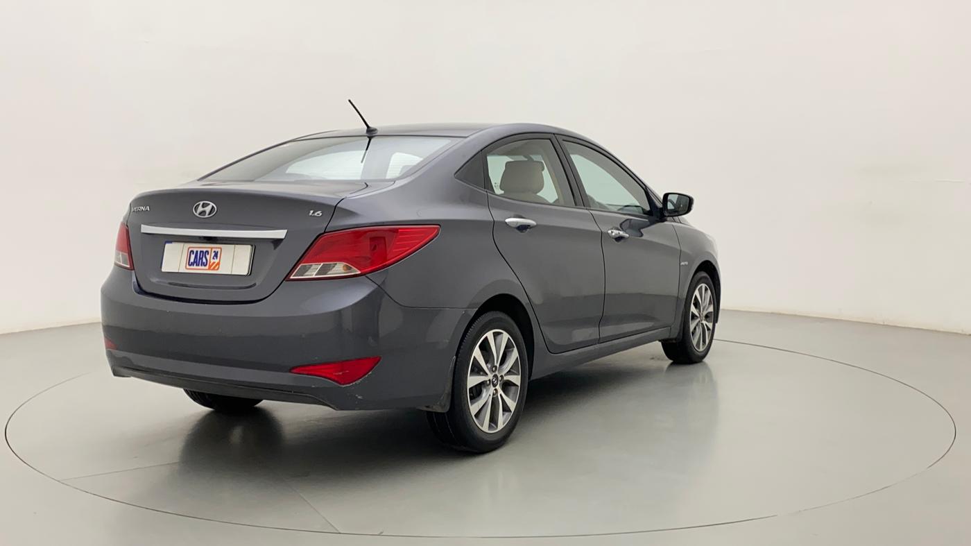 2015 Hyundai Verna FLUIDIC 4S1.6 VTVT S O AT, Petrol, Automatic, 32,301 km, Right Back Diagonal