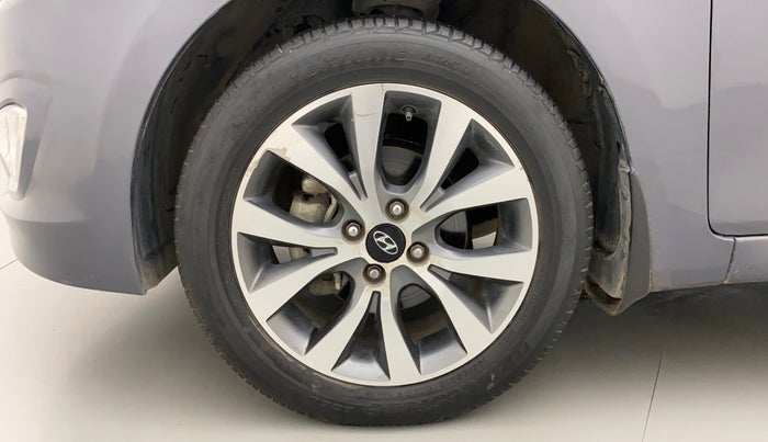 2015 Hyundai Verna FLUIDIC 4S1.6 VTVT S O AT, Petrol, Automatic, 32,301 km, Left Front Wheel