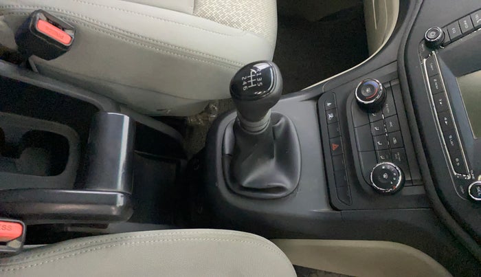 2018 Mahindra MARAZZO M4 8 STR, Diesel, Manual, 84,331 km, Gear Lever