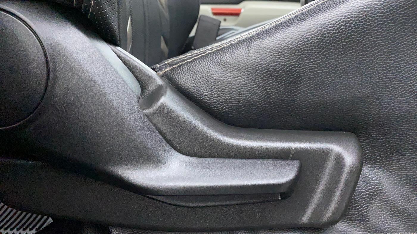 2017 Maruti IGNIS ZETA 1.2 K12 AMT, Petrol, Automatic, 26,339 km, Driver Side Adjustment Panel
