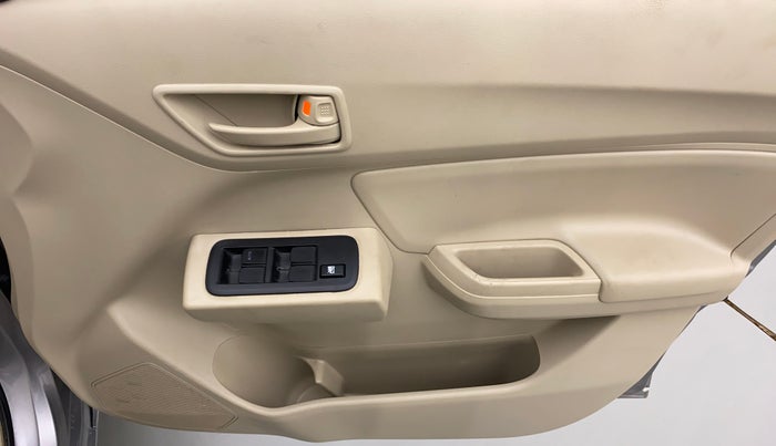 2022 Maruti Dzire LXI, Petrol, Manual, 9,541 km, Driver Side Door Panels Control