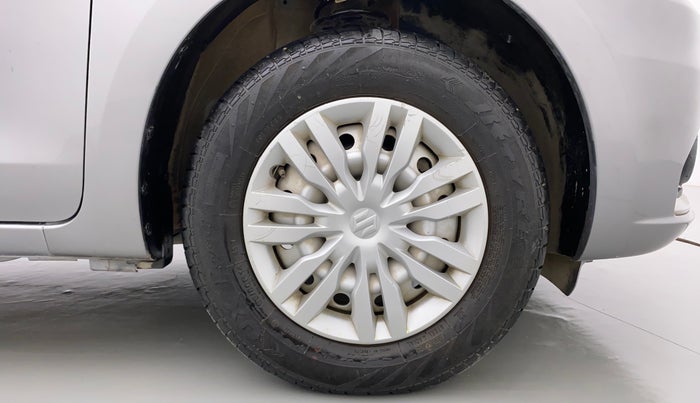 2022 Maruti Dzire LXI, Petrol, Manual, 9,541 km, Right Front Wheel