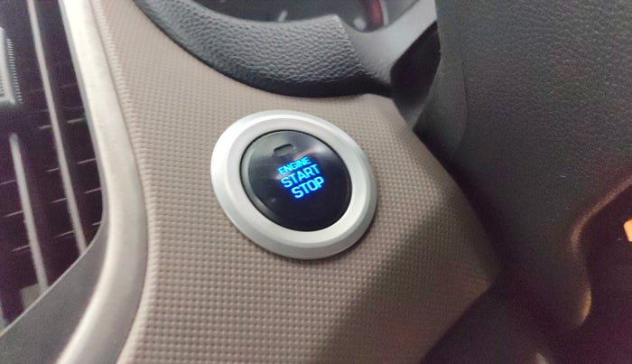 2015 Hyundai Creta SX PLUS 1.6 PETROL, Petrol, Manual, 58,703 km, Keyless Start/ Stop Button