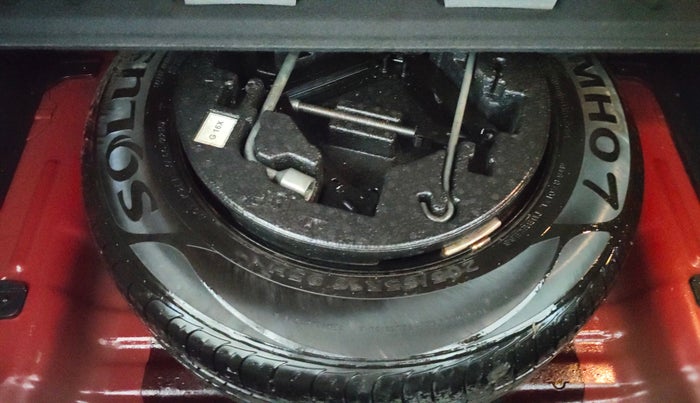 2015 Hyundai Creta SX PLUS 1.6 PETROL, Petrol, Manual, 58,703 km, Spare Tyre