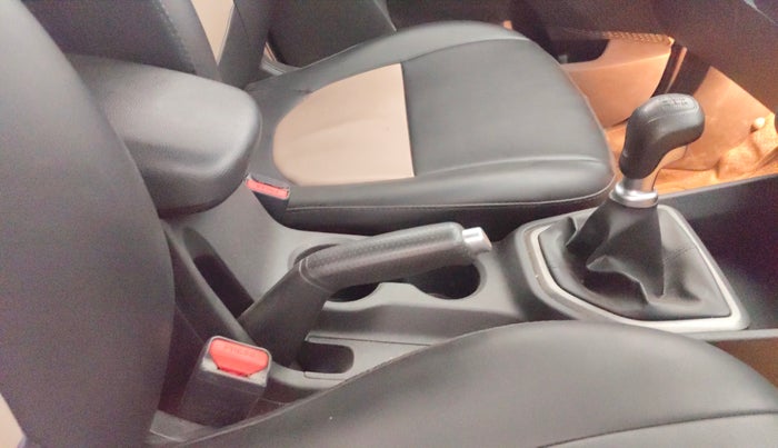 2015 Hyundai Creta SX PLUS 1.6 PETROL, Petrol, Manual, 58,703 km, Gear Lever