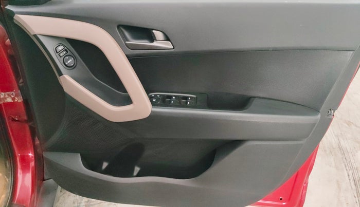 2015 Hyundai Creta SX PLUS 1.6 PETROL, Petrol, Manual, 58,703 km, Driver Side Door Panels Control