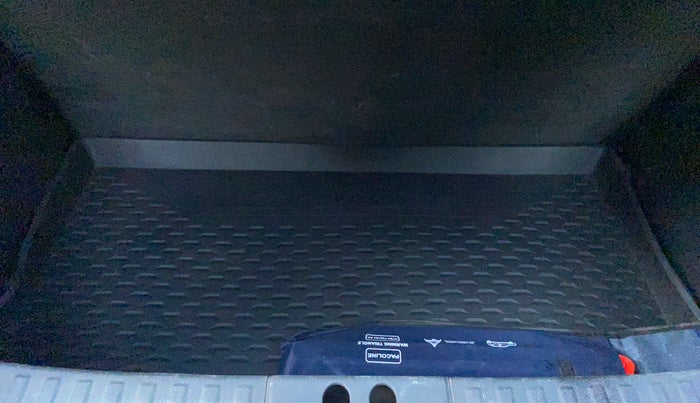 2020 Ford FREESTYLE TITANIUM 1.2 PETROL, Petrol, Manual, 46,677 km, Boot Inside