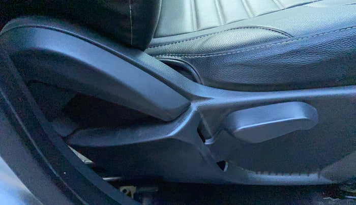 2020 Ford FREESTYLE TITANIUM 1.2 PETROL, Petrol, Manual, 46,677 km, Driver Side Adjustment Panel