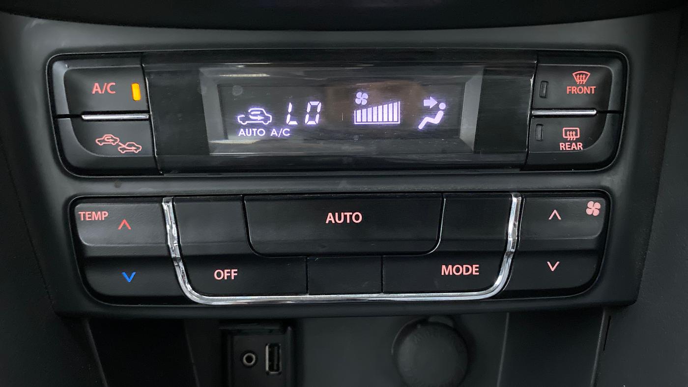 2018 Maruti Vitara Brezza ZDI, Diesel, Manual, 51,587 km, Automatic Climate Control