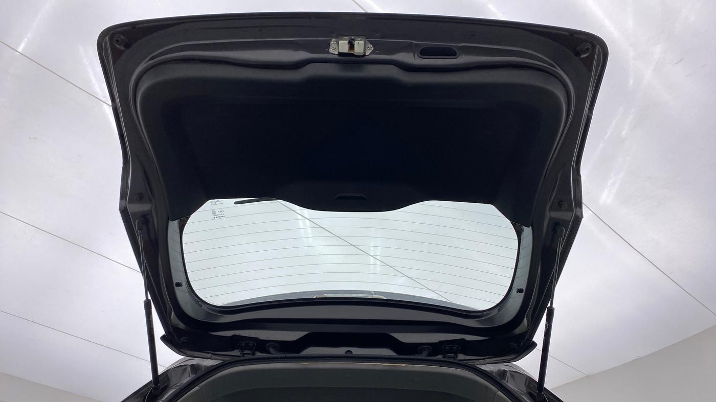 2018 Maruti Vitara Brezza ZDI, Diesel, Manual, 51,587 km, Boot Door Open
