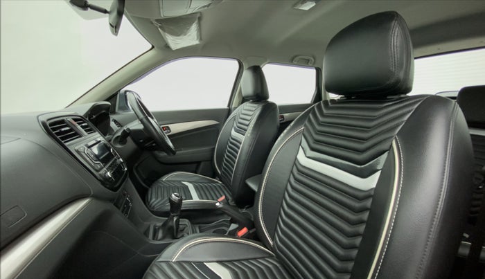 2018 Maruti Vitara Brezza ZDI, Diesel, Manual, 51,587 km, Right Side Front Door Cabin