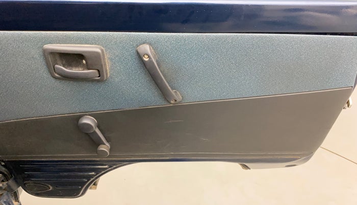 2016 Maruti OMNI E 8 STR, Petrol, Manual, 52,457 km, Driver Side Door Panels Control