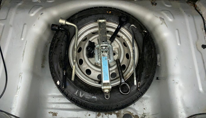 2016 Hyundai Eon ERA PLUS (O), Petrol, Manual, 20,526 km, Spare Tyre