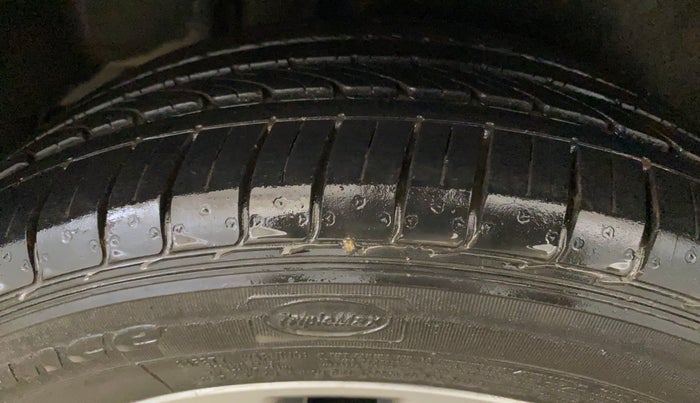 2017 Maruti Ciaz ZXI+, Petrol, Manual, 40,334 km, Right Rear Tyre Tread