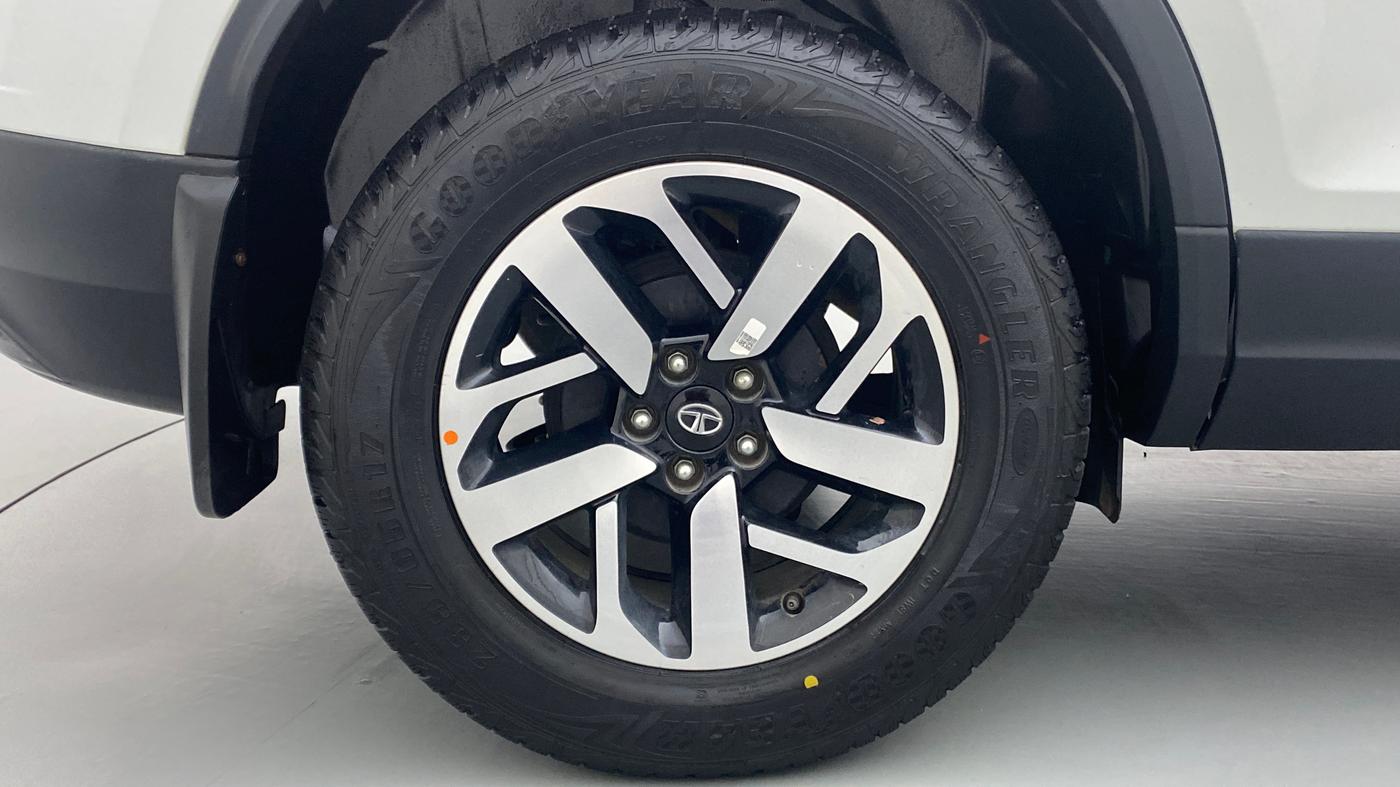 2021 Tata Harrier XZA PLUS, Diesel, Automatic, 15,213 km, Right Rear Wheel