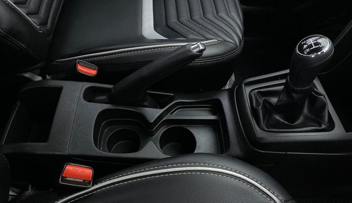 2021 Maruti Vitara Brezza ZXI, Petrol, Manual, 14,132 km, Gear Lever