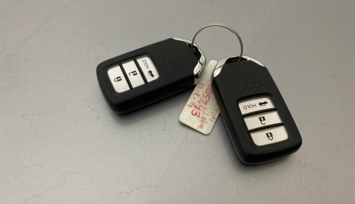 2021 Honda City 1.5L I-VTEC ZX, Petrol, Manual, 91,492 km, Key Close Up