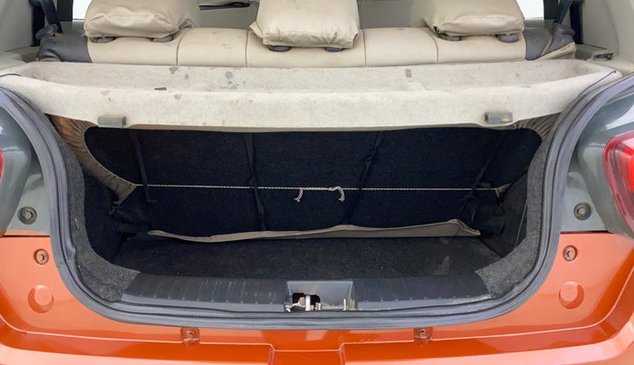 2016 Mahindra Kuv100 K6 5 STR, Petrol, Manual, 12,659 km, Boot Inside